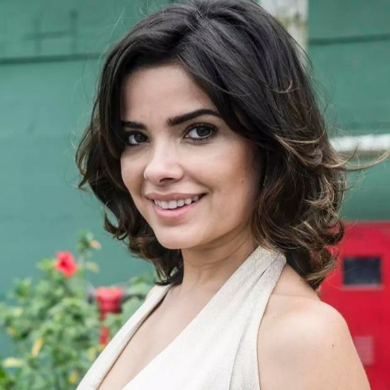 atriz de novelas Vanessa Giácomo